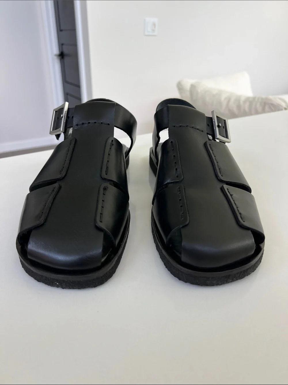 Sandro black leather roman meduse sandals size 44 USA 11